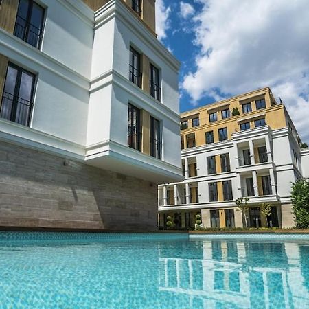 Brand New Apartment With Outdoor Swimming Pool 바르나 외부 사진